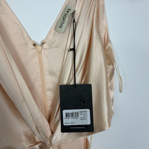 NWT Nicholas Silvina Waist Cutout Satin‎ Silk Gown Ricotta Nude Neutral Size 6 - Picture 7 of 10